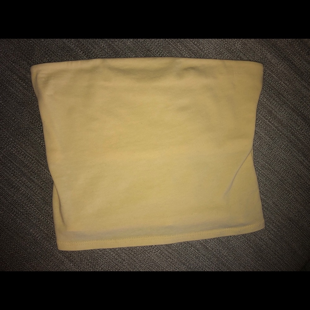light yellow tube top <3